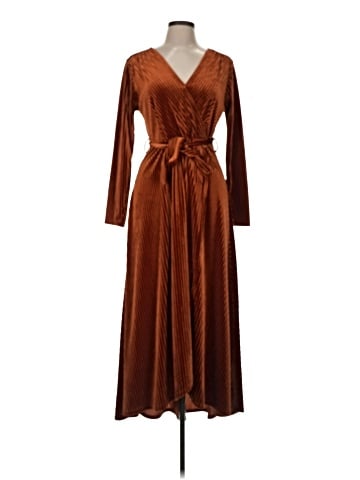 Luscious Los Angeles Casual Dress (view 1)
