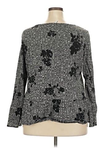 Elle Pullover Sweater (view 2)
