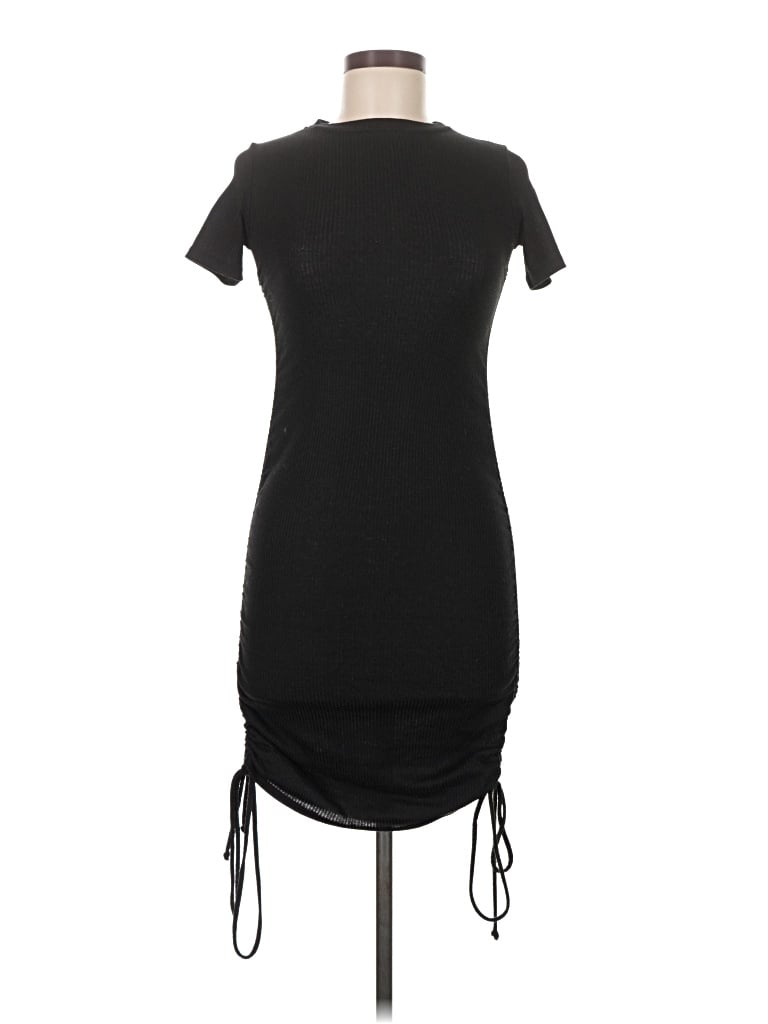 Pre-owned Velvet Torch Casual Dress In Black