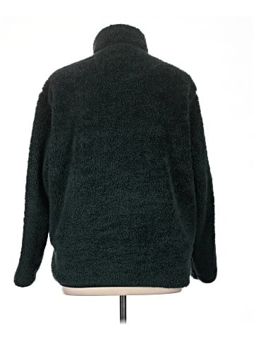 Uniqlo Fleece (view 2)