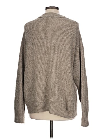 American Eagle Outfitters Pullover Sweater (view 2)