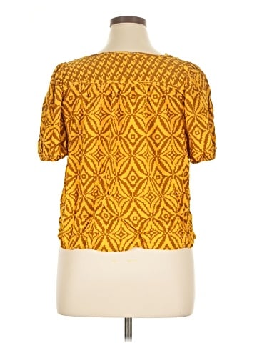 Rose + Olive Short Sleeve Blouse (view 2)