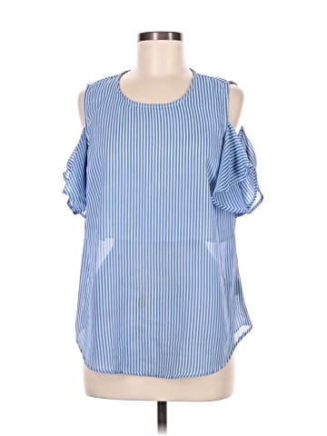 Attention Sleeveless Blouse (view 1)