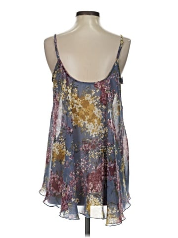 Umgee Sleeveless Blouse (view 2)