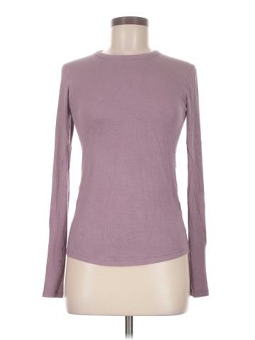 Lululemon Athletica Long Sleeve T-Shirt (view 1)