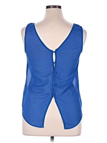 Blu Pepper Sleeveless Blouse (view 2)