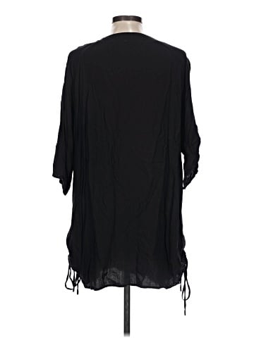 AvidLove 3/4 Sleeve Blouse (view 2)