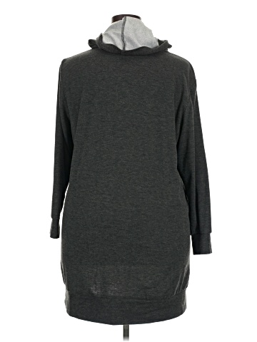 White Mark Poncho (view 2)
