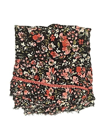 Pins and Needles Scarf (view 2)
