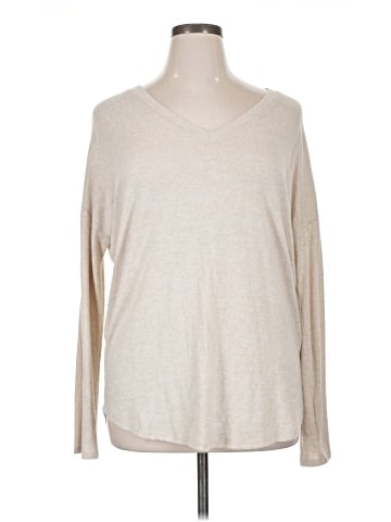 Korye Long Sleeve T-Shirt (view 1)