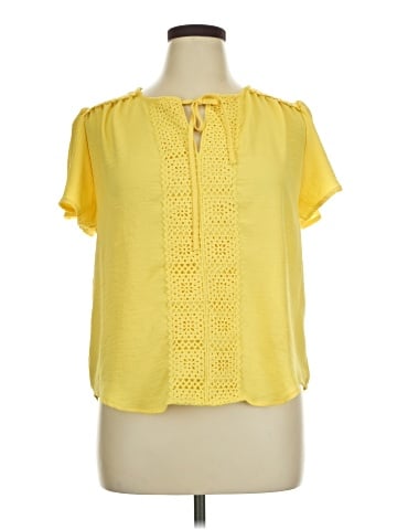 Como Black Short Sleeve Blouse (view 1)