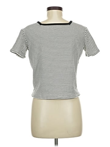 Dazy-Less Short Sleeve T-Shirt (view 2)