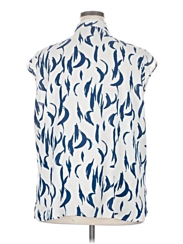 Monday Fun Sleeveless Blouse (view 2)