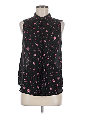 Elle Sleeveless Blouse (view 1)