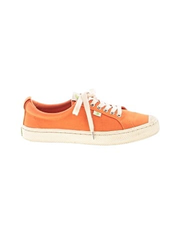 Cariuma Sneakers (view 1)