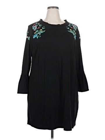 Chelsea & Theodore Casual Dress (view 1)