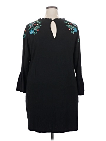 Chelsea & Theodore Casual Dress (view 2)