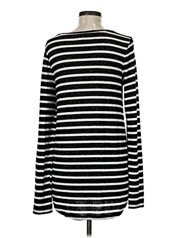 Old Navy Pullover Sweater (view 2)