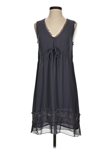 Robbi & Nikki Casual Dress (view 1)