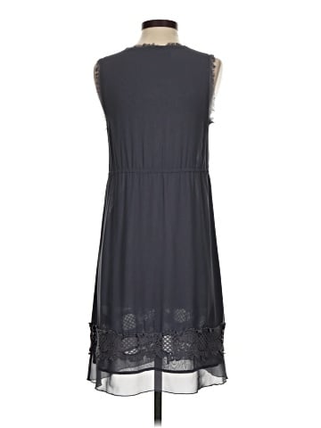 Robbi & Nikki Casual Dress (view 2)