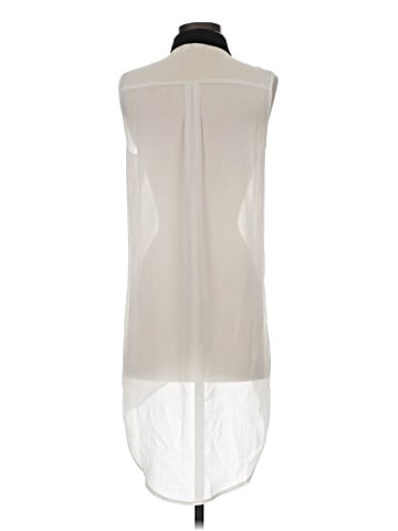 14th & Union Sleeveless Blouse (view 2)