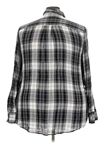 Lane Bryant Long Sleeve Button-Down Shirt (view 2)