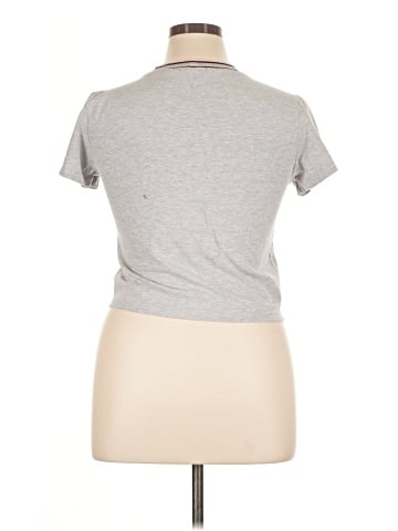 Messy Bun Just Chillin Short Sleeve T-Shirt (view 2)