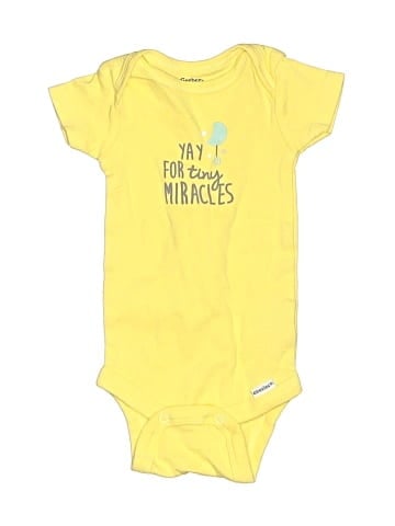 Gerber Short Sleeve Onesie (view 1)