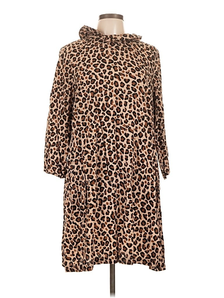 Pre-owned Crown & Ivy Casual Dress In Brown
