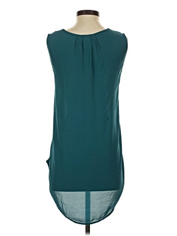 H&M Sleeveless Blouse (view 2)