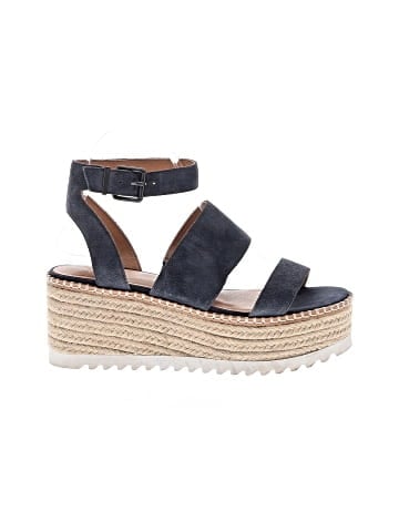 Crown Vintage Wedges (view 1)