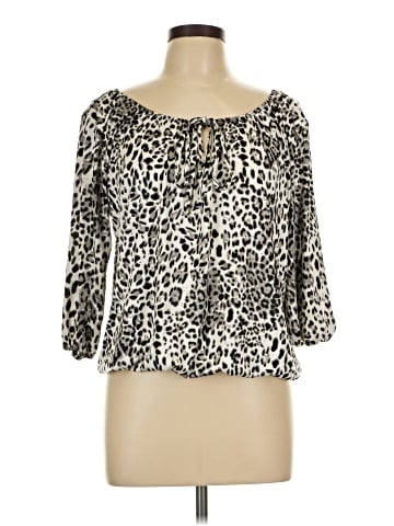 Star Vixen 3/4 Sleeve Blouse (view 1)