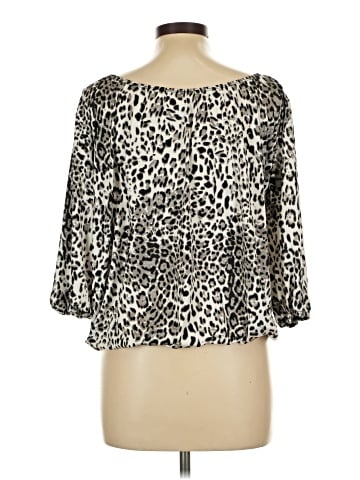 Star Vixen 3/4 Sleeve Blouse (view 2)