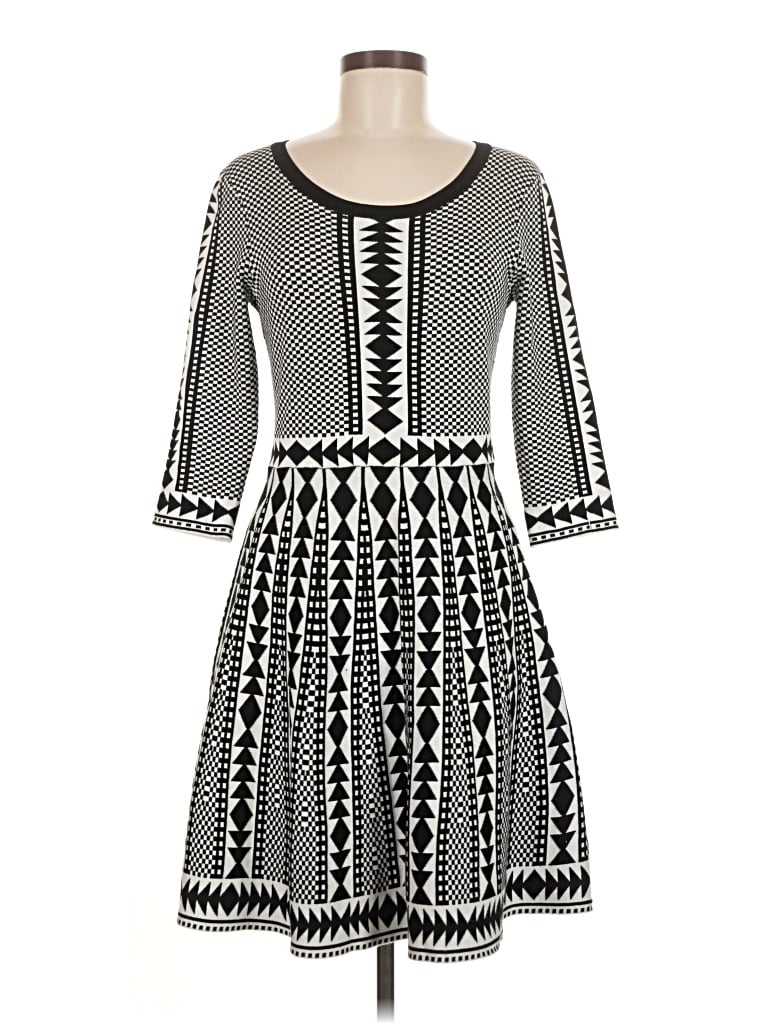 Pre-owned Nina Leonard Casual Dress In Gray
