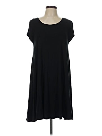 Karen Kane Casual Dress (view 1)
