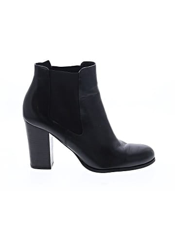 MICHAEL Michael Kors Ankle Boots (view 1)
