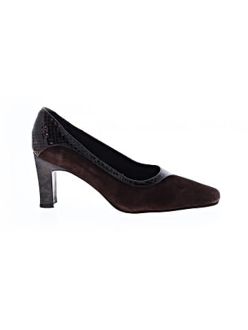 Karen Scott Heels (view 1)