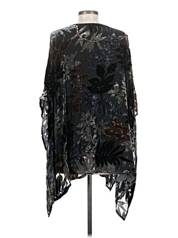 Caroline Rose Poncho (view 2)