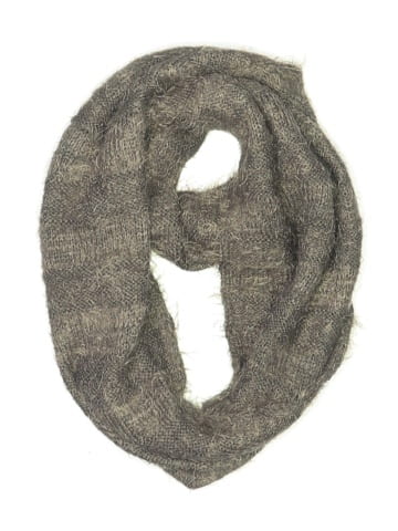 Noelle Scarf (view 1)