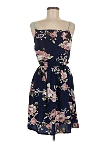Unbranded Casual Dress (view 1)