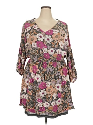 Emily Wonder Casual Dress (view 1)