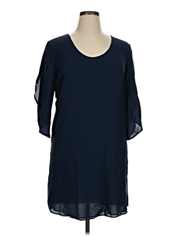 Diane von Furstenberg Casual Dress (view 1)