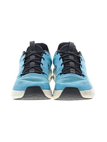 On Cloud Sneakers (view 2)