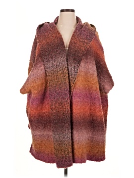 Saachi Poncho (view 1)