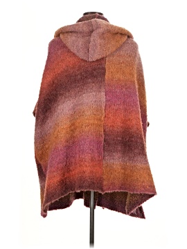 Saachi Poncho (view 2)