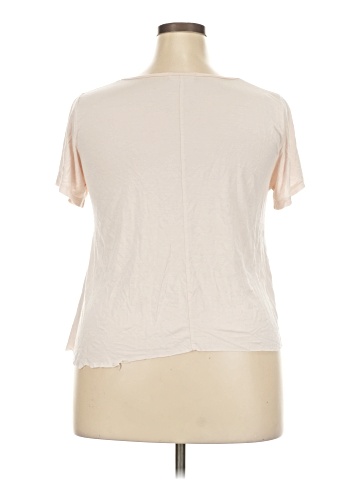 Larace Short Sleeve T-Shirt (view 2)