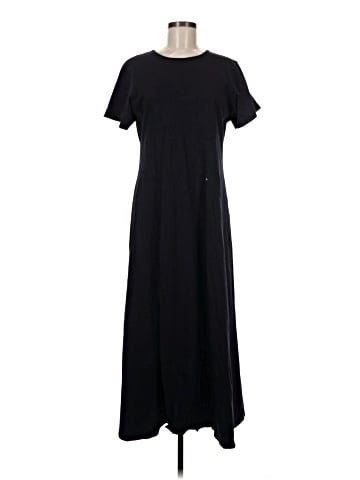 E Main Line by Eagle's Eye Casual Dress (view 1)