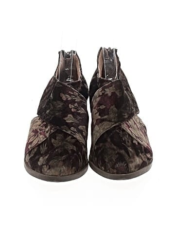 Adam Tucker Ankle Boots (view 2)