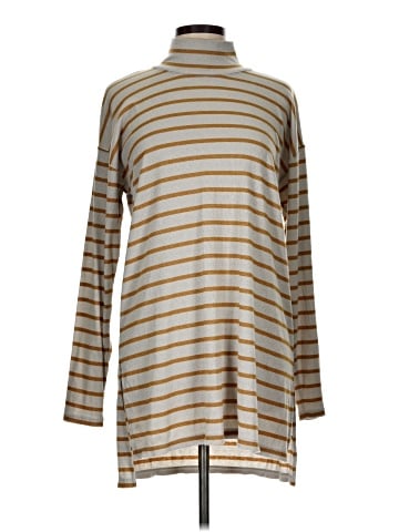 Vanessa Virginia Long Sleeve Top (view 1)