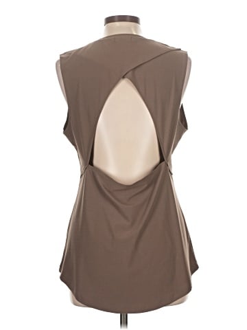 Leith Sleeveless T-Shirt (view 2)